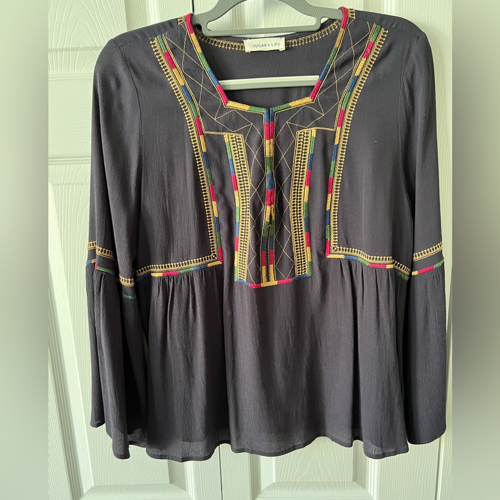 SUGAR + LIPS TUNIC with Gray with Colorful Embroidered Design